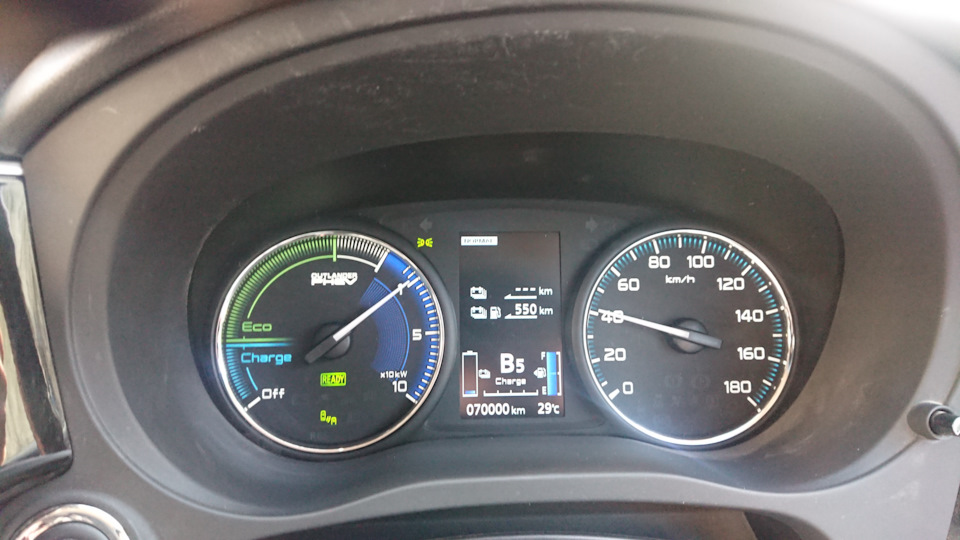 Фото в бортжурнале Mitsubishi Outlander PHEV