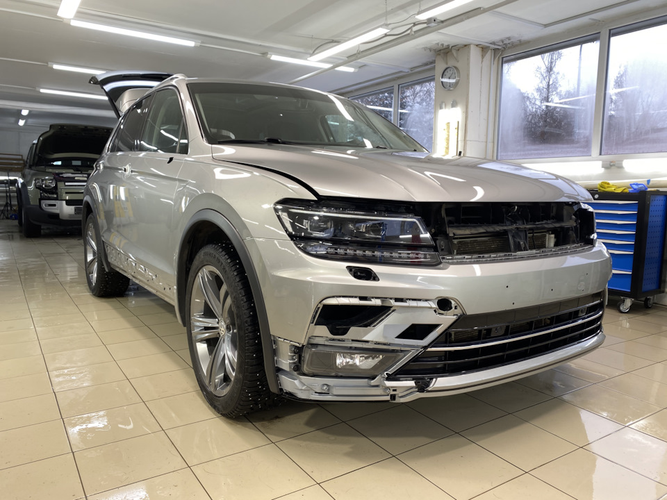 Фото в бортжурнале Volkswagen Tiguan (2G)