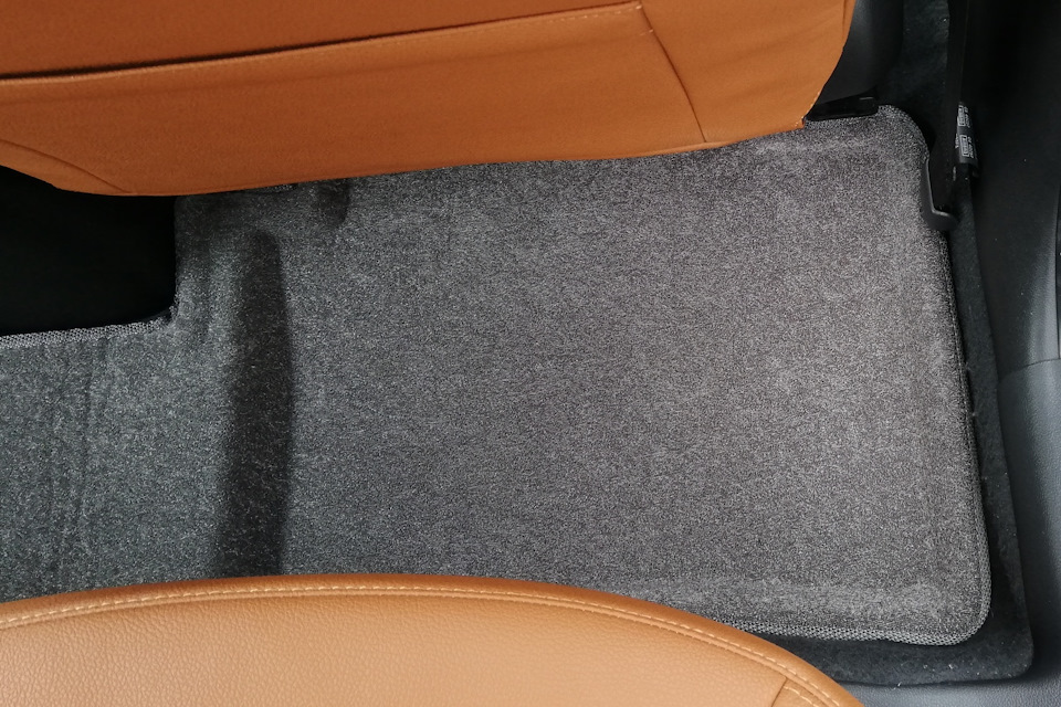 Фото в бортжурнале Hyundai Solaris Hatchback