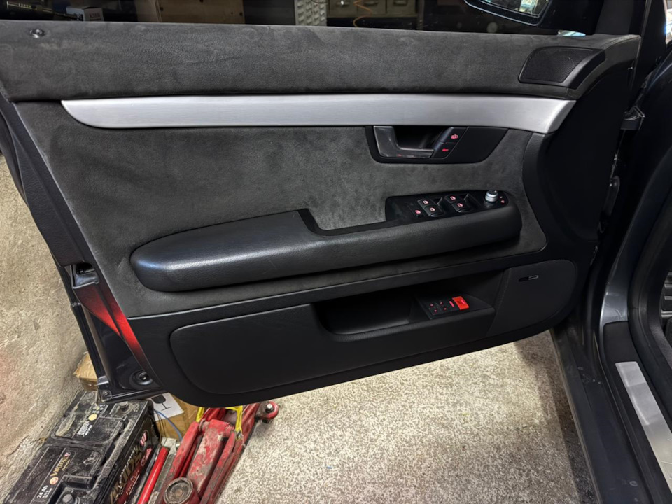 Фото в бортжурнале Audi A4 (B6)