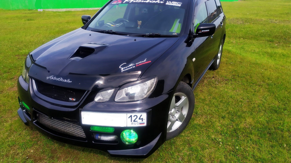 Mitsubishi Airtrek Turbo