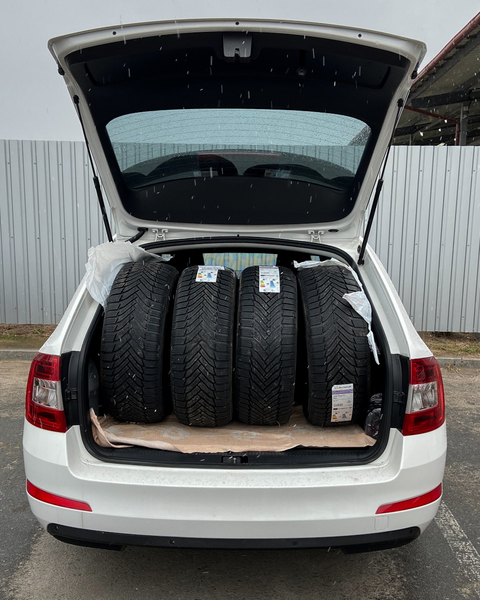 Фото в бортжурнале Volvo S60 (2G)