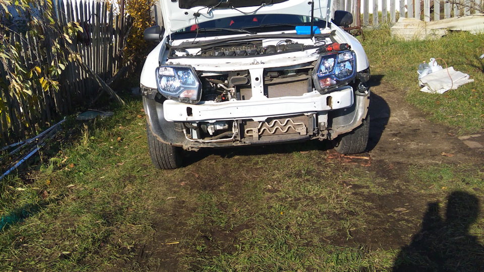 Renault Duster 2 литра полный привод