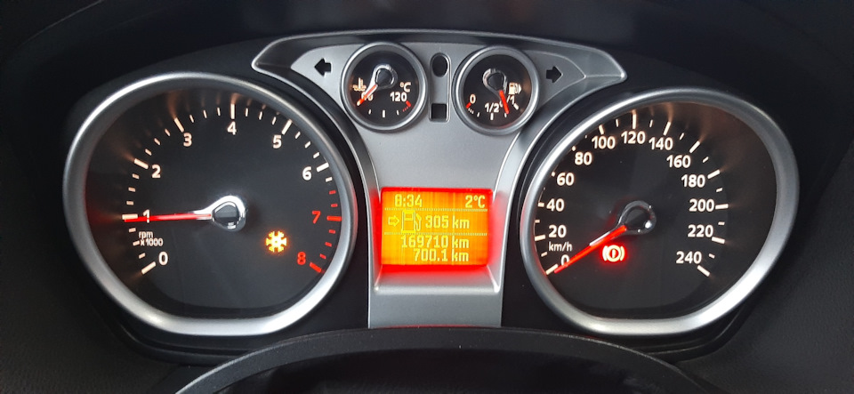 Фото в бортжурнале Ford C-Max I