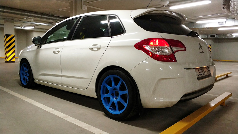 Фото в бортжурнале Citroen C4 (2G)
