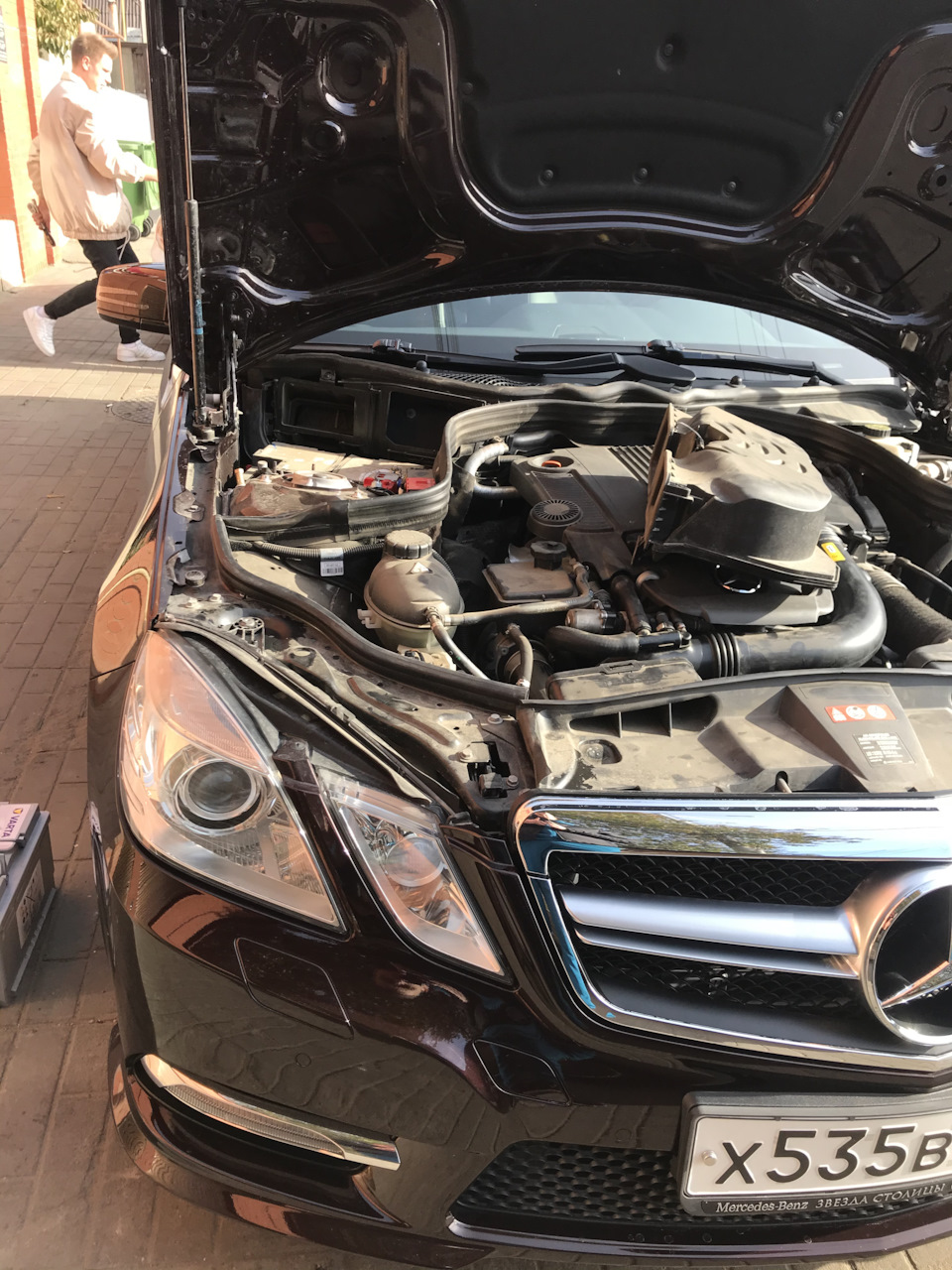 Фото в бортжурнале Mercedes-Benz E-Class (W212)