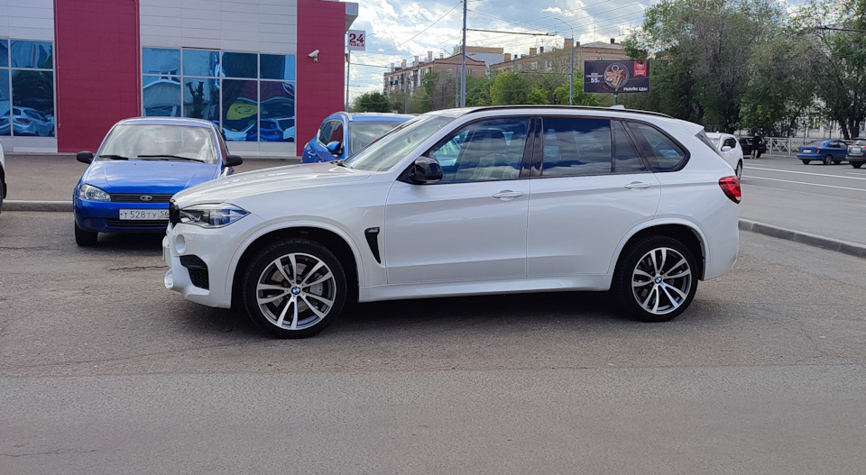 Фото в бортжурнале BMW X5 (F15)