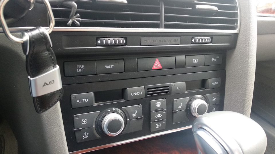 Фото в бортжурнале Audi A6 (C6)