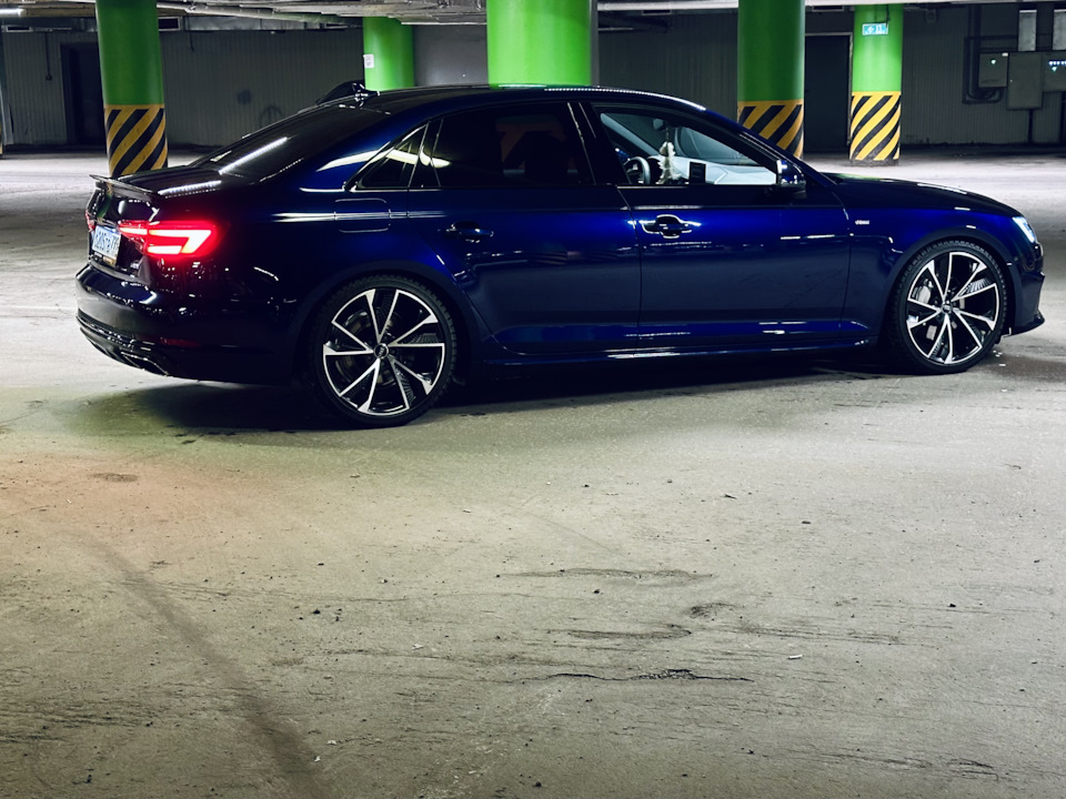 Фото в бортжурнале Audi A4 (B9)