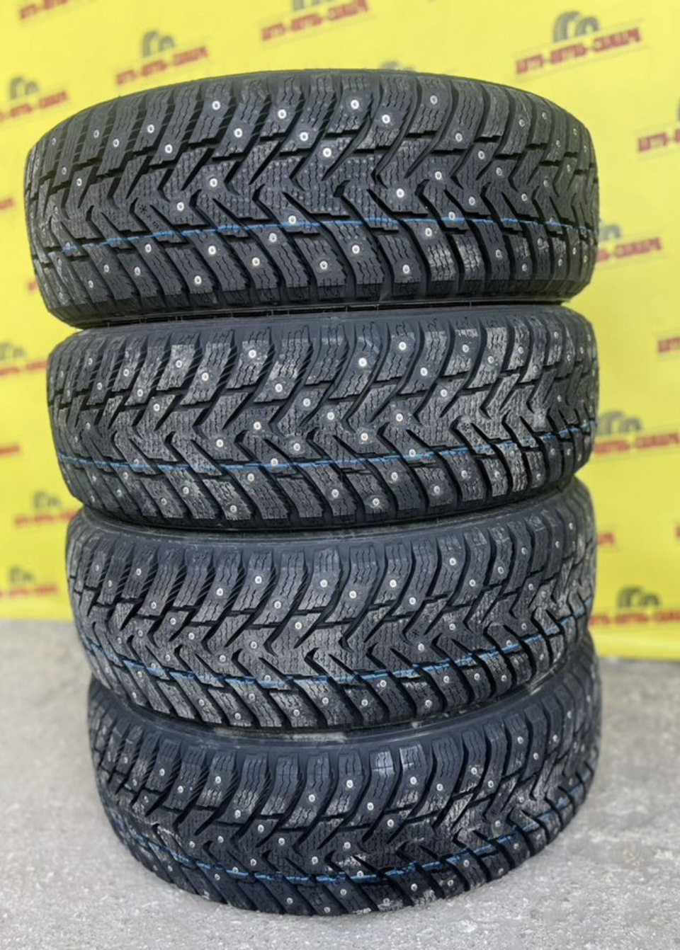 IKON TYRES Nordman 8 185/65 R15 92Т. — Lada Калина Универсал (2G). Запчасти на фото: 818565, Ikon Nordman 8 185/65R15