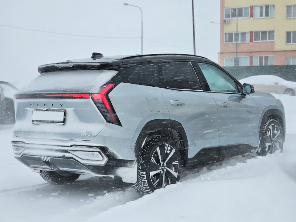 Фото в бортжурнале Geely Atlas (2G)