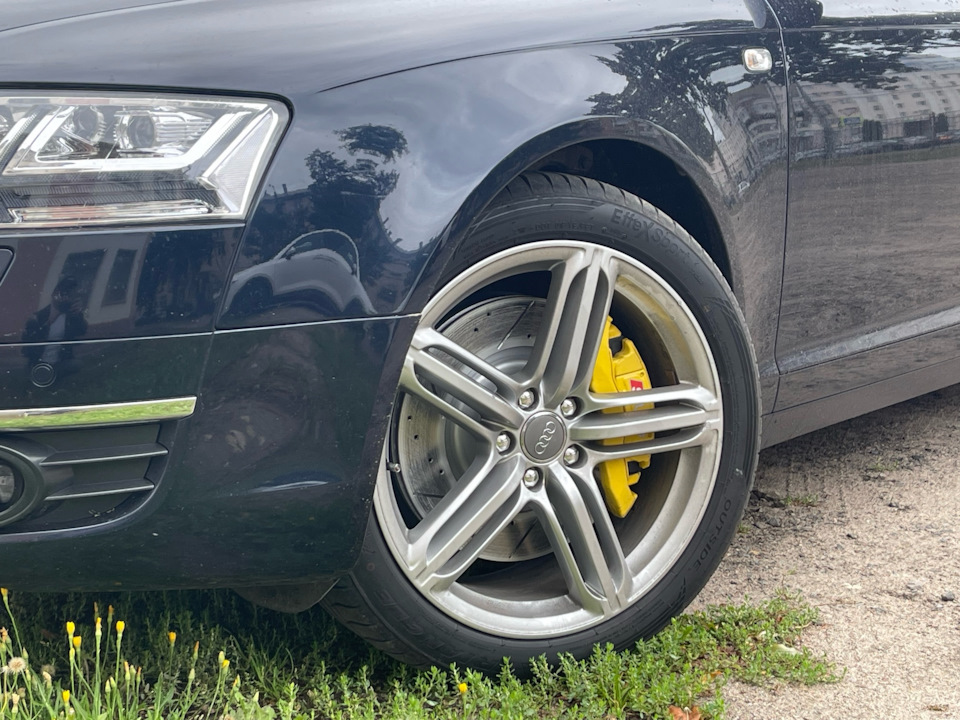 Совершенно другой вид) Хотя тут еще не намыл машину, как положено))) — Audi A6 (C6)