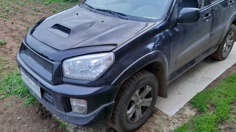 Фото в бортжурнале Toyota RAV4 (II)