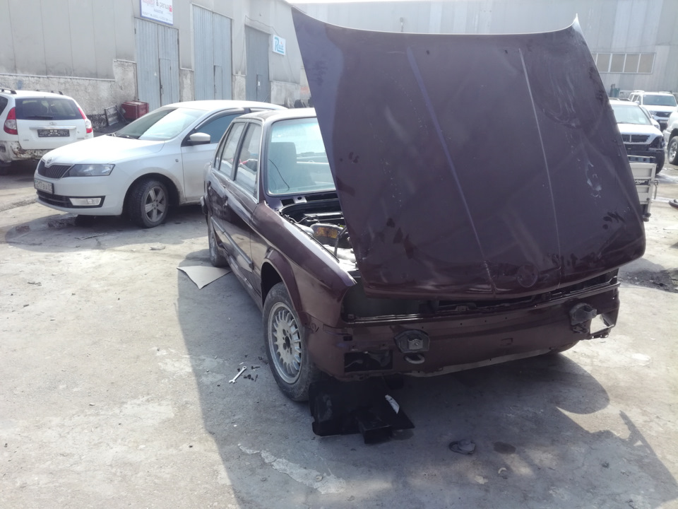 Фото в бортжурнале BMW 3 series (E30)