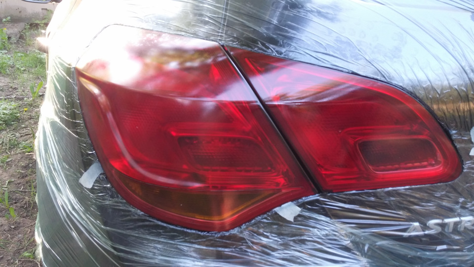 После распыления первого слоя лака — Opel Astra J