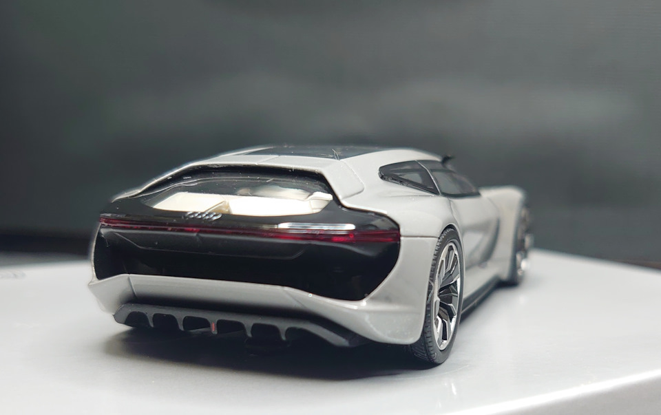 Audi PB18 e-tron (электрический спорткар 2018) 1:43 AvtoCult