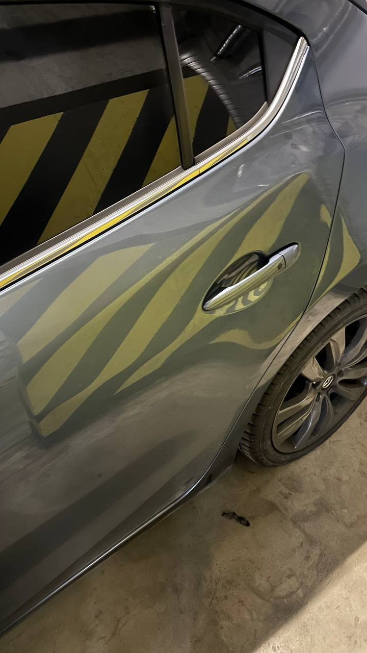левая — Mazda 3 (3G) BM