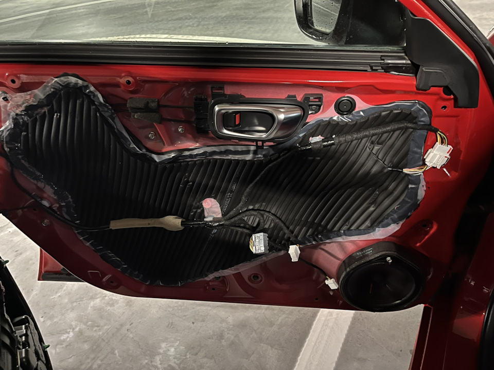 Карта двери снята — Honda Civic 4D (11G)