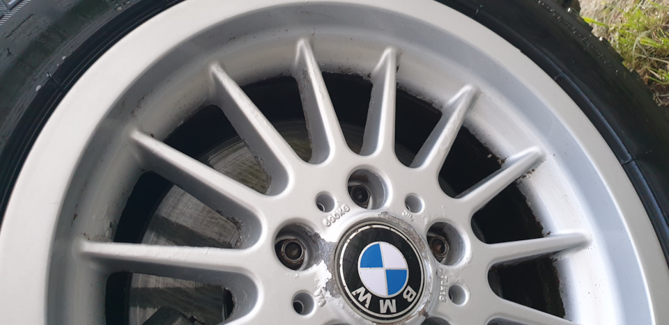 Фото в бортжурнале BMW 5 series (E39)