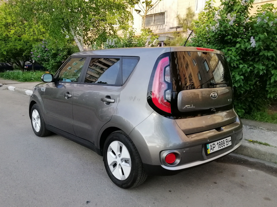 KIA SOUL EV на родной летней резине NEXEN Nblue-EV 205/60 R16 92H M+S — KIA Soul EV (2G)