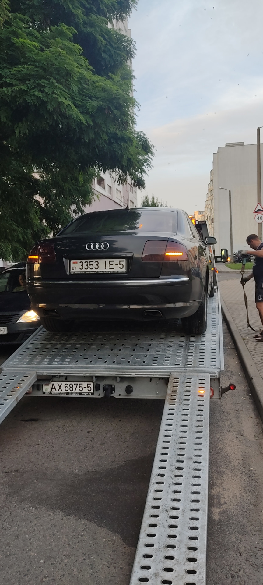 Photo from the logbook Audi A8 (D3)