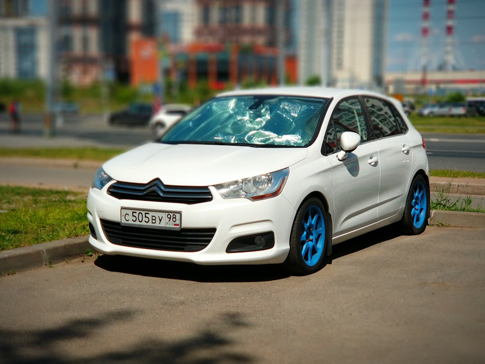 Фото в бортжурнале Citroen C4 (2G)