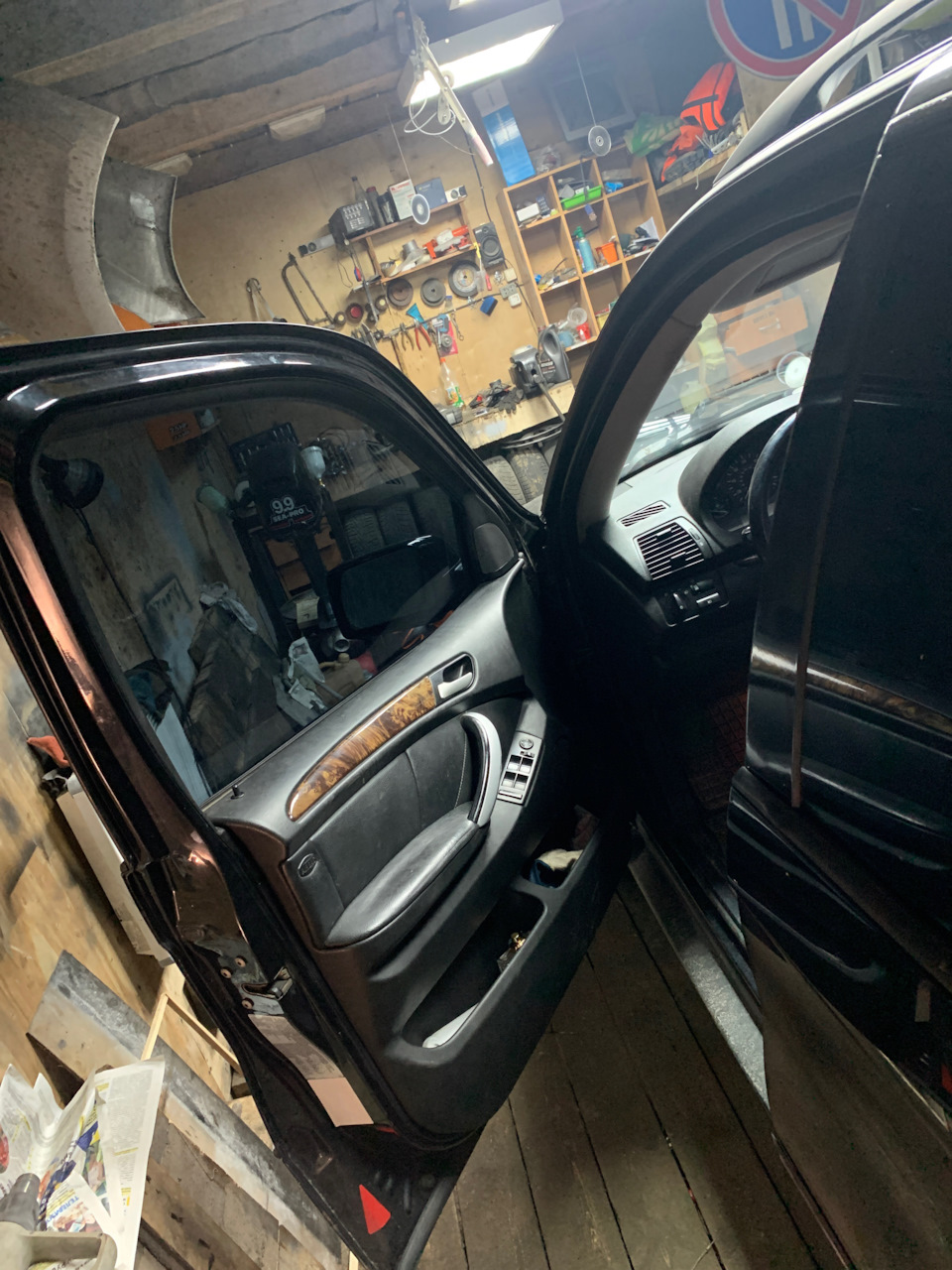 Фото в бортжурнале BMW X5 (E53)