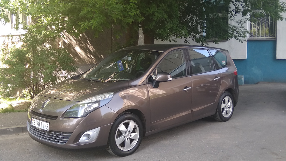 Renault Grand Scenic 1.5 dci K9K 836
