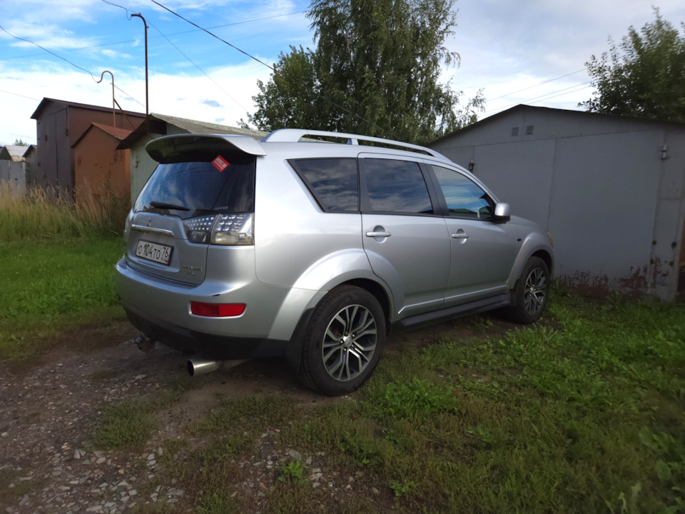 Фото в бортжурнале Mitsubishi Outlander XL