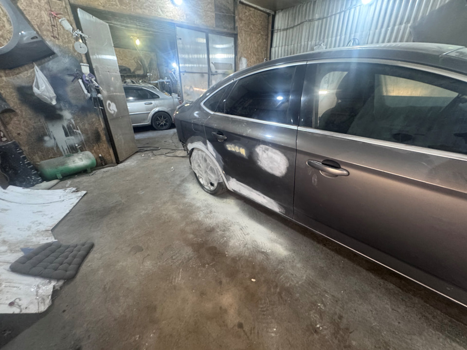 Photo from the logbook Ford Mondeo IV