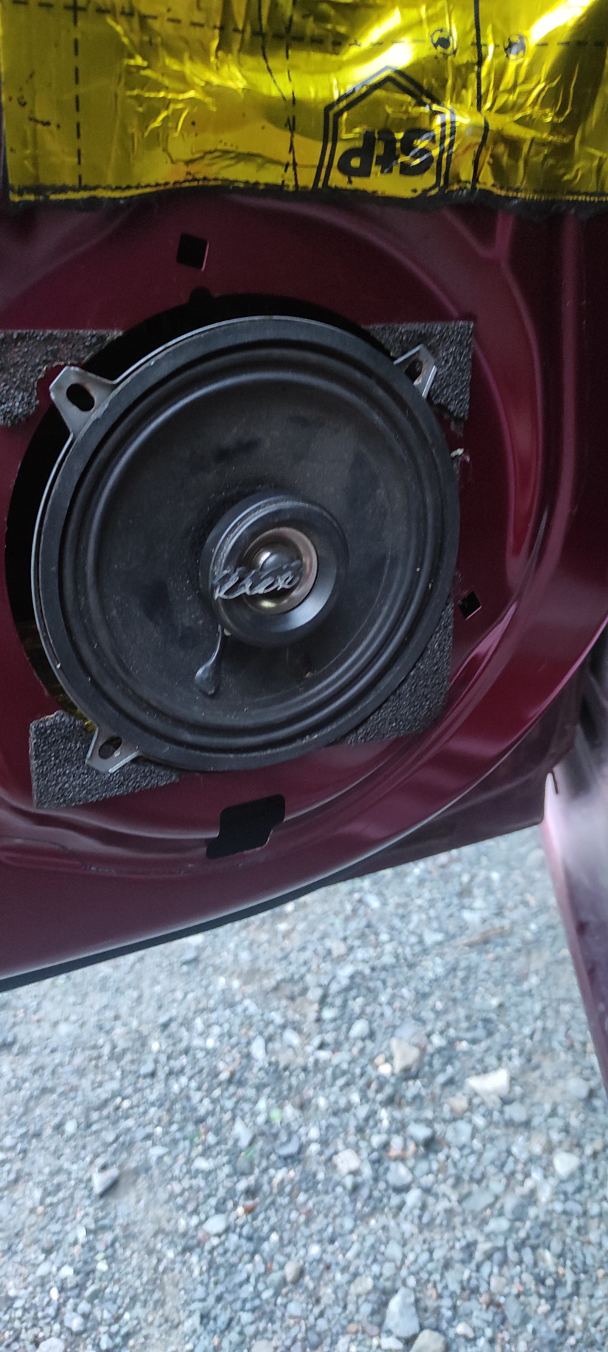 Динамик 13 см — Toyota Passo (3G)
