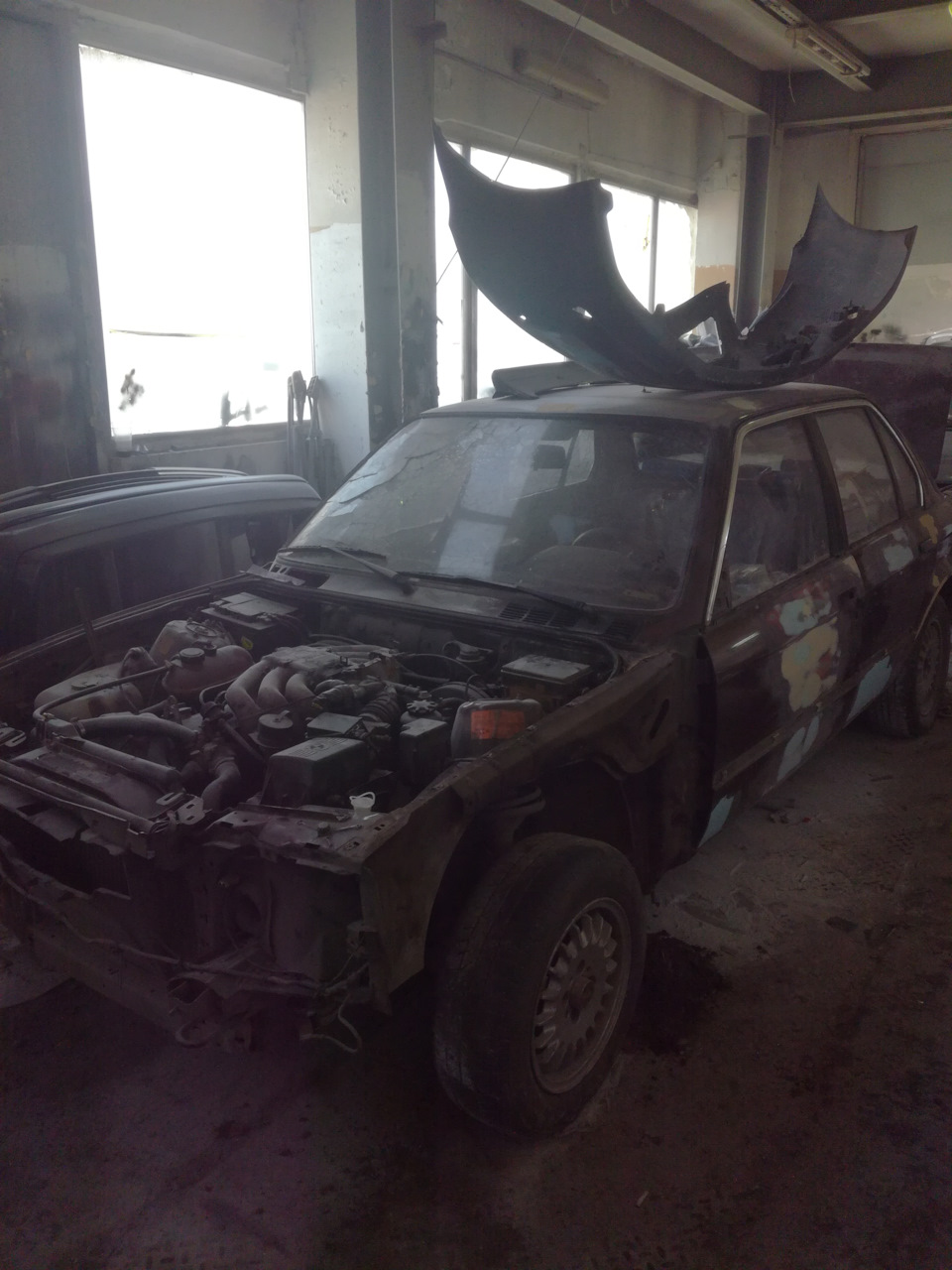 Фото в бортжурнале BMW 3 series (E30)