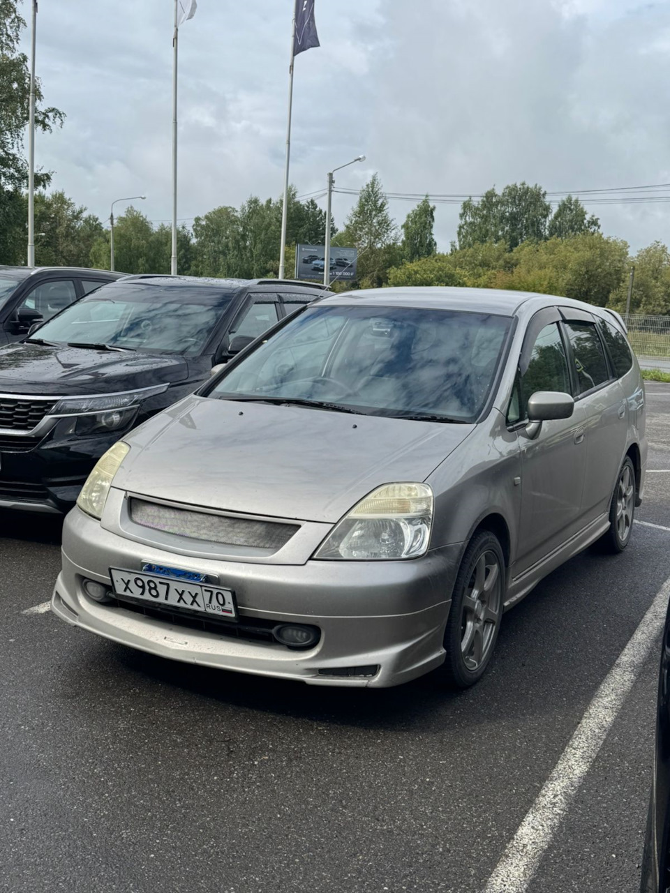 Фото в бортжурнале Honda Stream (RN1-5)