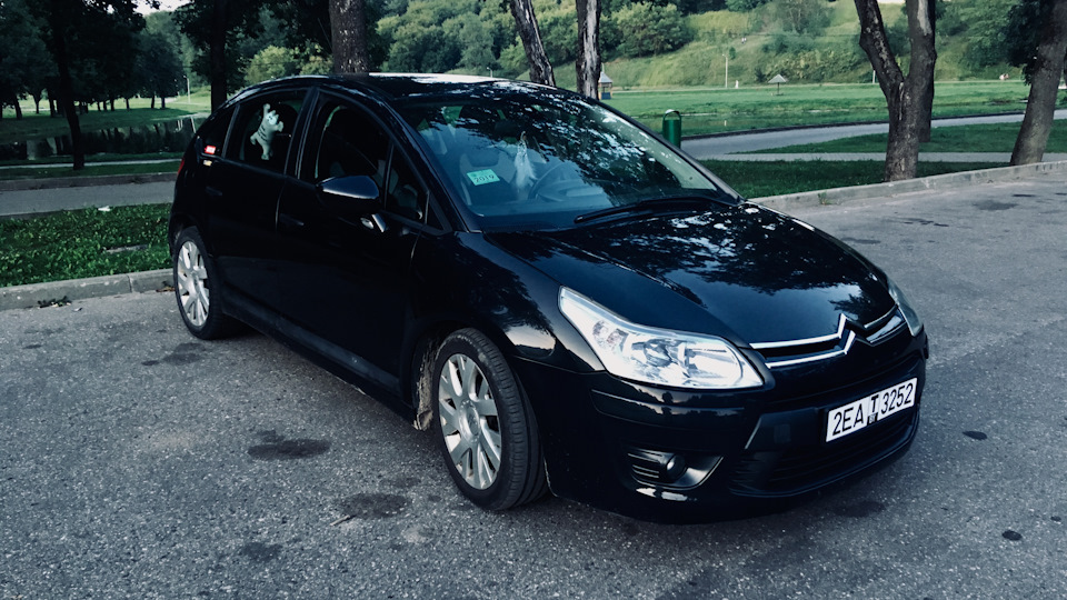 Citroen C4 "Monsieur Noir"