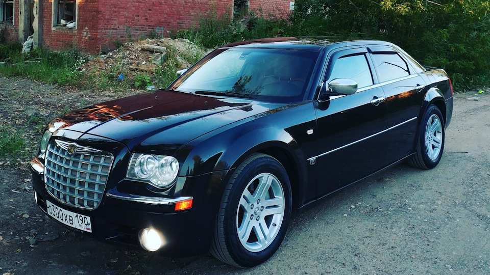 Chrysler 300C 2.7 V6