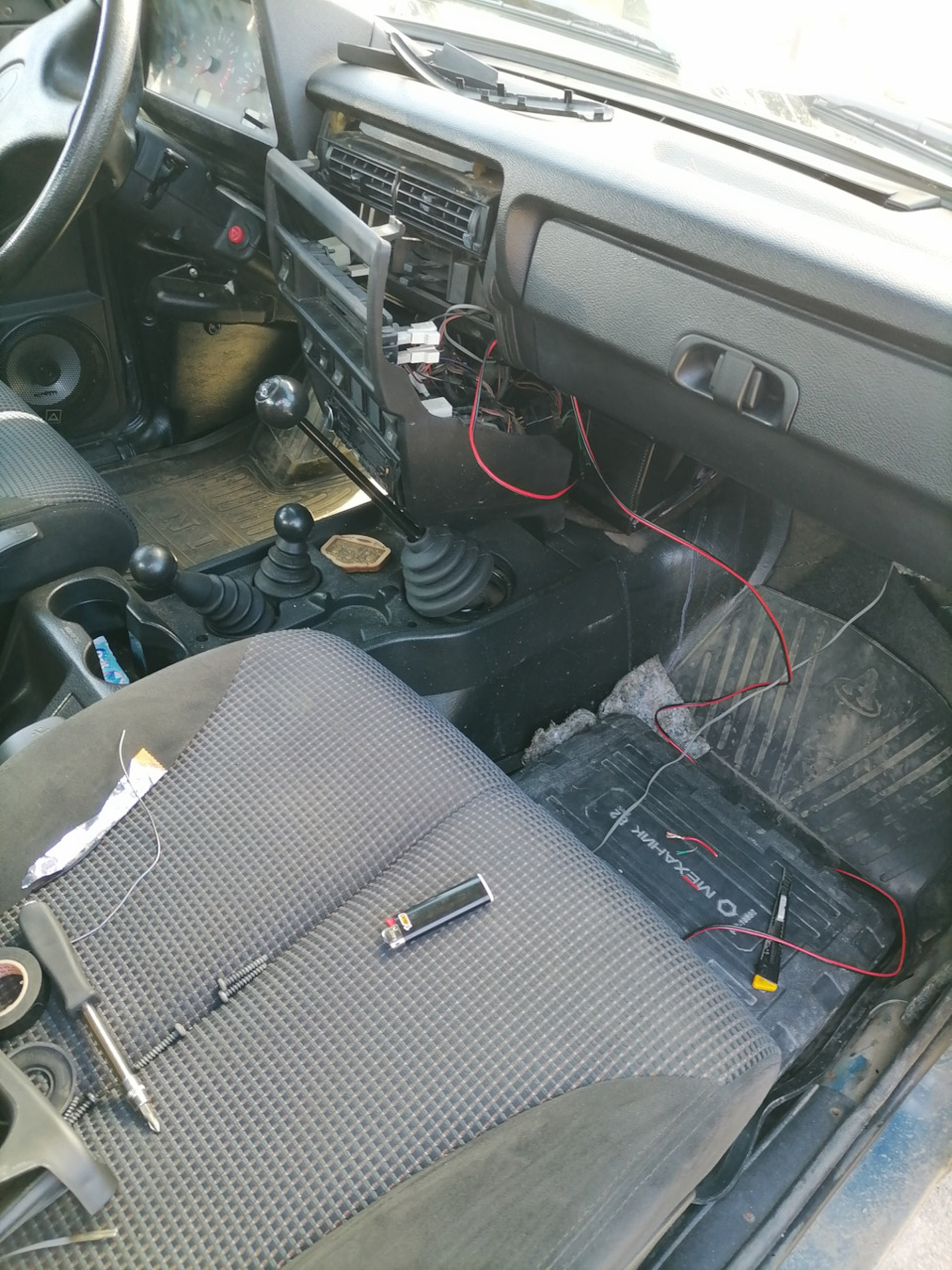 Взрывам дальше — Lada 2329