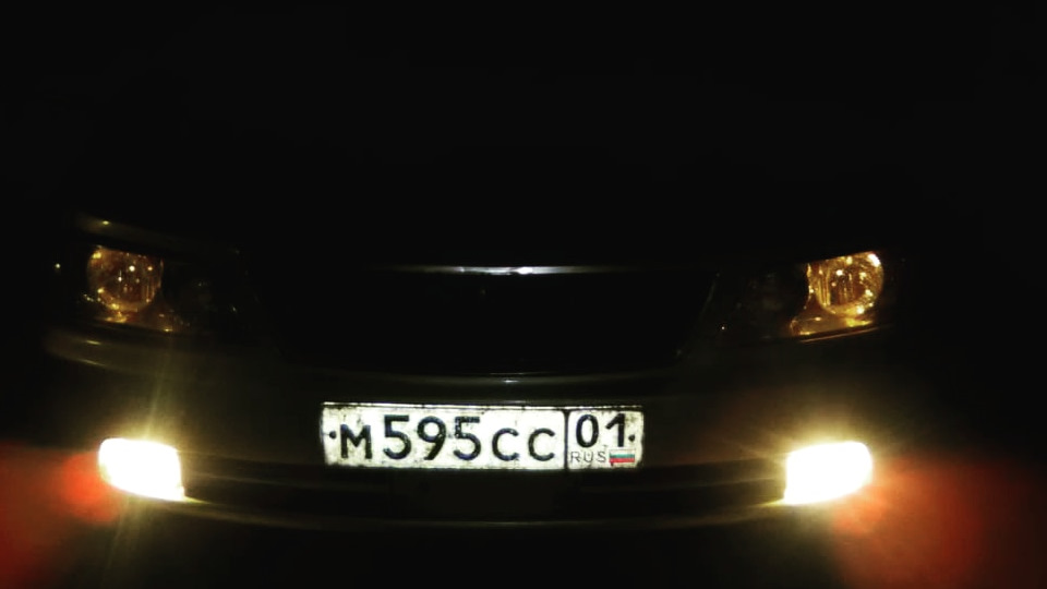 Nissan Laurel