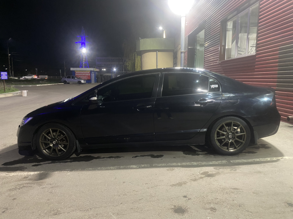 Фото в бортжурнале Honda Civic 4D (8G)