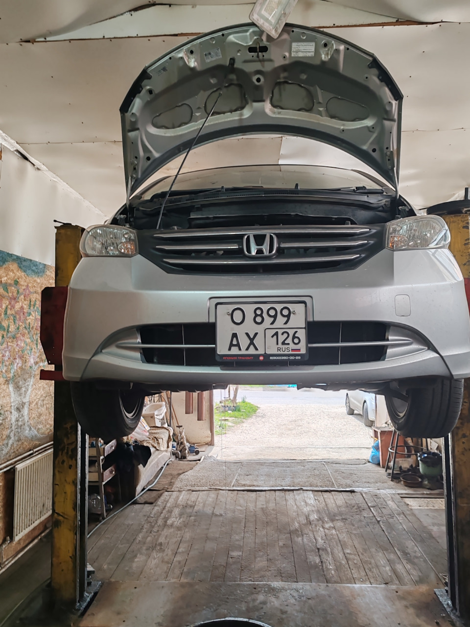 Фото в бортжурнале Honda Freed (1G). Запчасти на фото: AX126