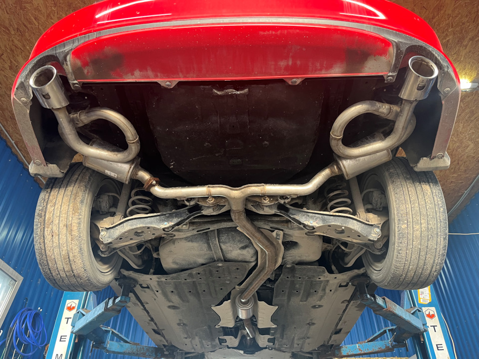 Si — Honda Civic 4D (11G)