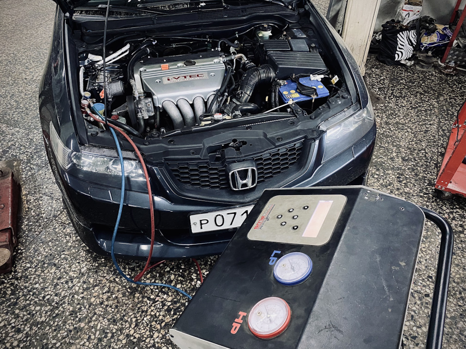 Фото в бортжурнале Honda Accord (7G)
