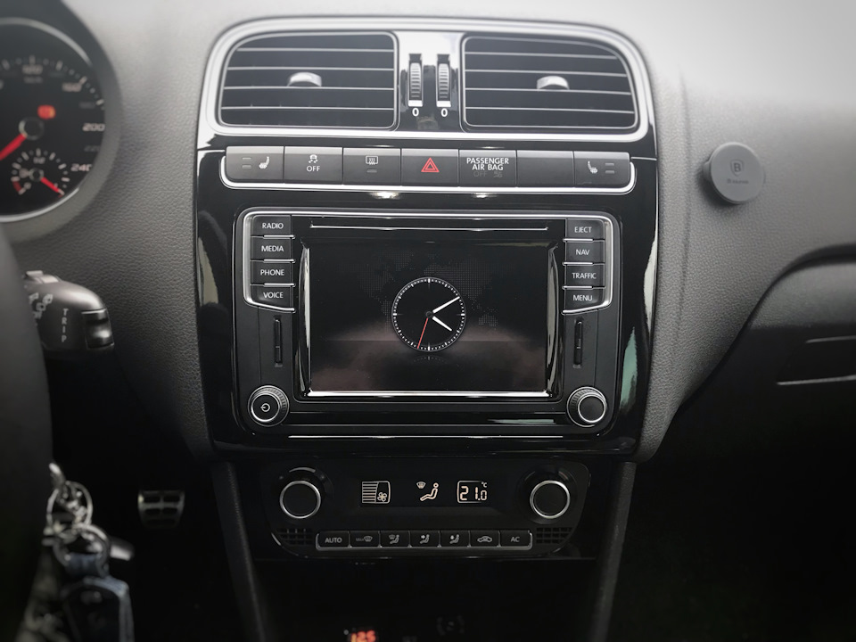 DM — Volkswagen CrossPolo Mk5
