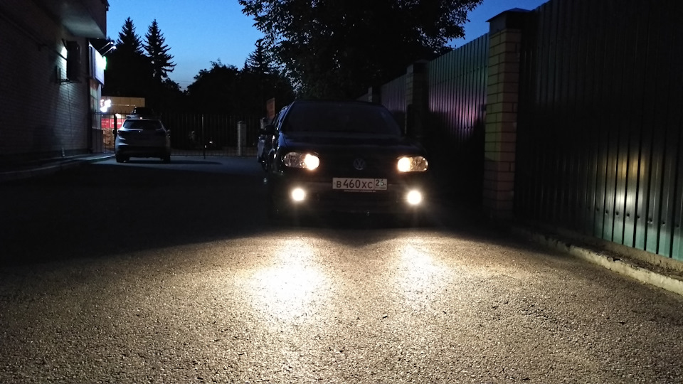 Вместе с ближним. — Volkswagen Golf Mk4