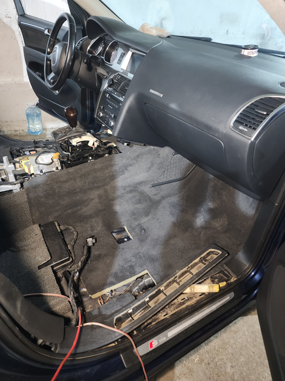 Фото в бортжурнале Audi Q7 (1G)