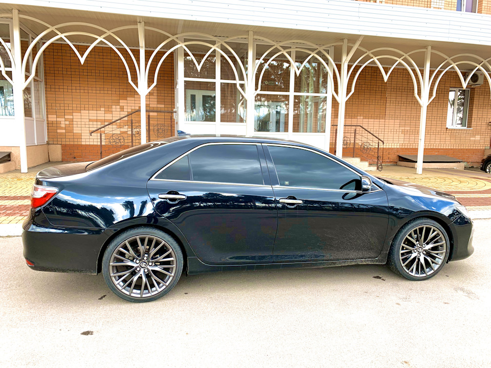 Фото в бортжурнале Toyota Camry (XV50). Запчасти на фото: AW220
