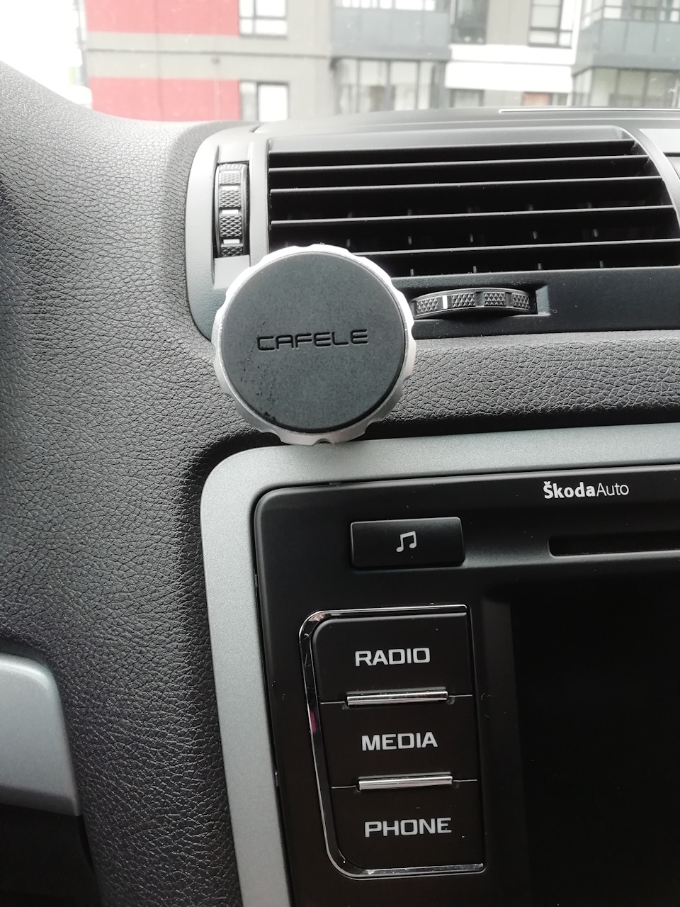 Держатель — Skoda Octavia A5 Mk2
