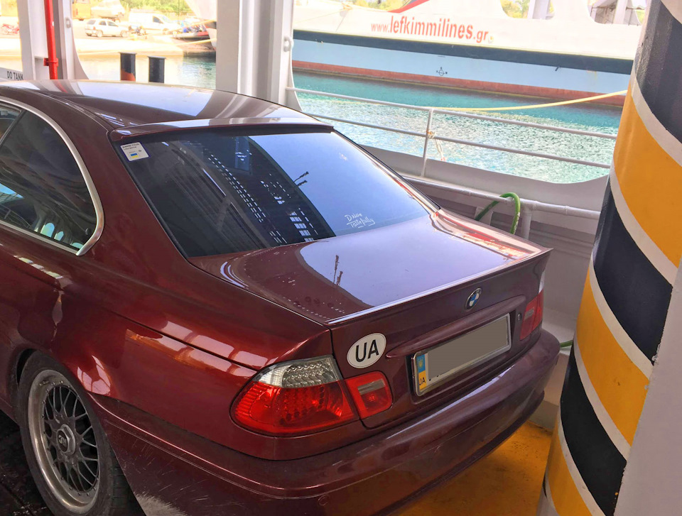Плотная парковка на пароме. — BMW 3 series Coupe (E46)