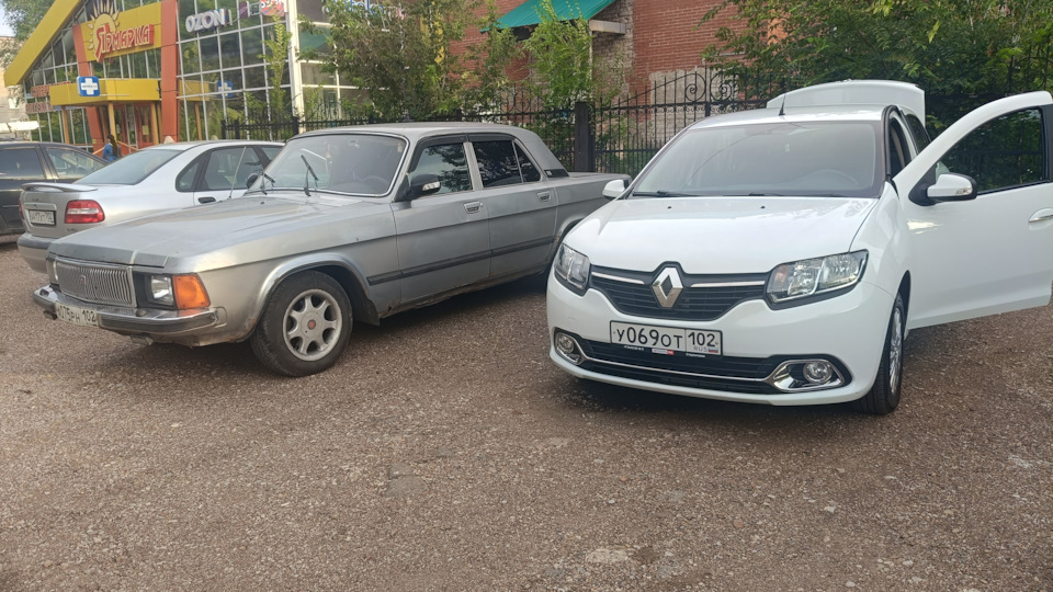 Renault Logan Мало едим далеко едем