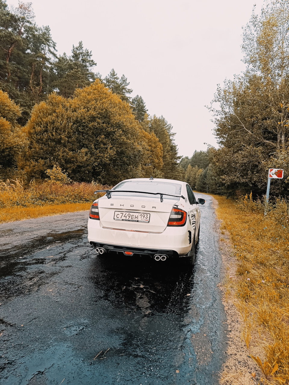 Фото в бортжурнале Skoda Rapid (1G)