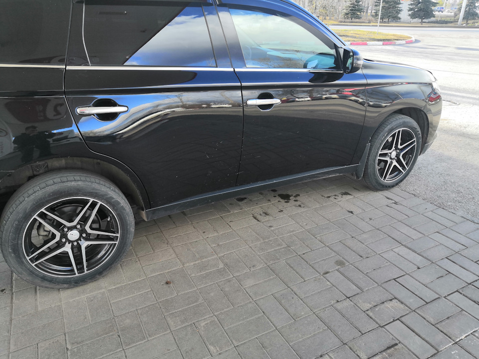 Фото в бортжурнале Mitsubishi Outlander (3G)